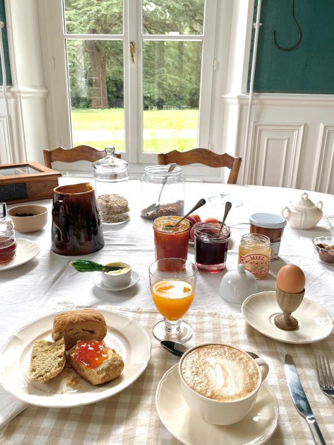 サン・レグル Entre Les Branches Bed & Breakfast エクステリア 写真