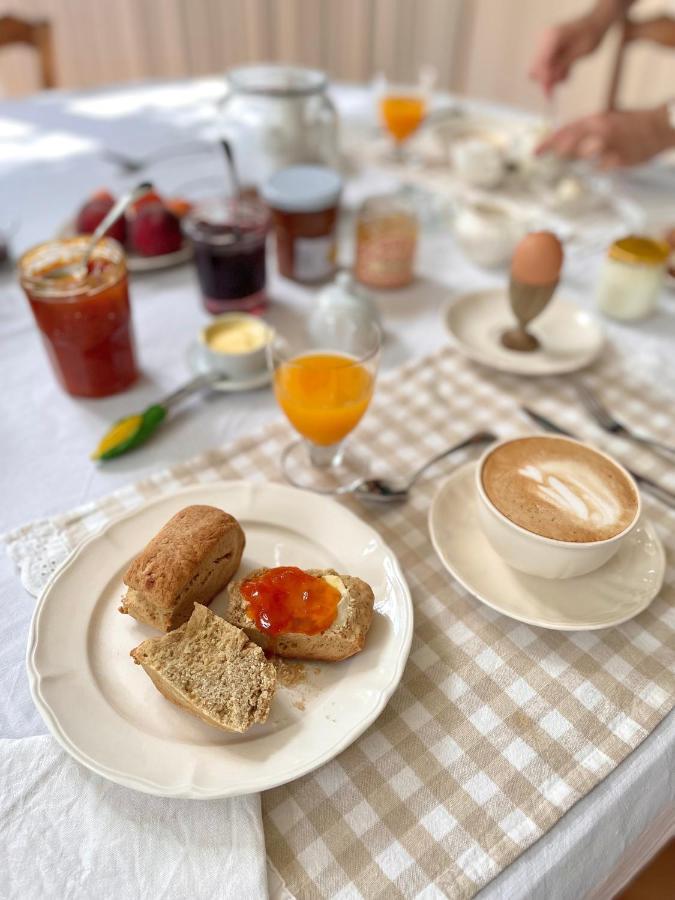サン・レグル Entre Les Branches Bed & Breakfast エクステリア 写真