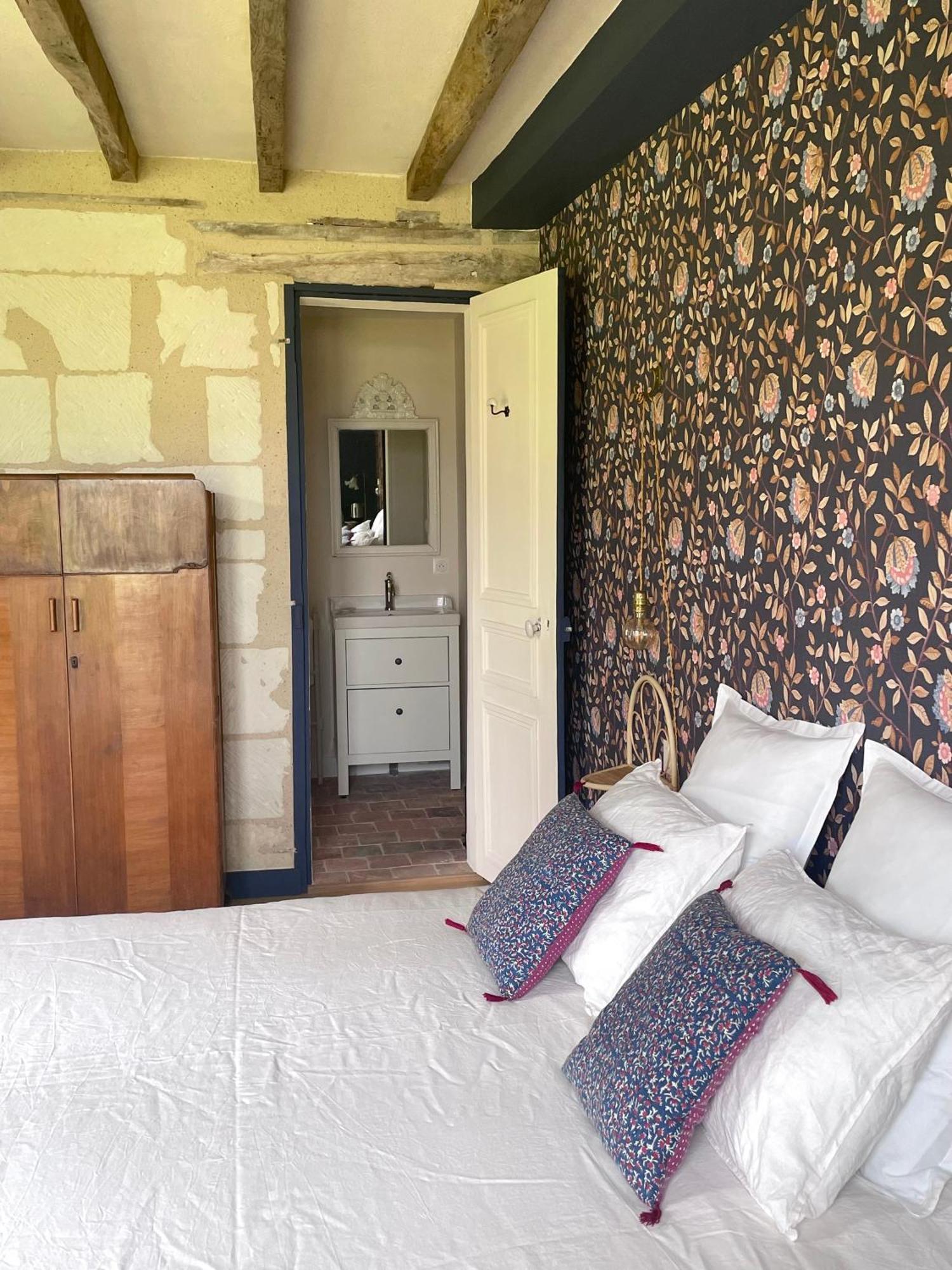 サン・レグル Entre Les Branches Bed & Breakfast エクステリア 写真